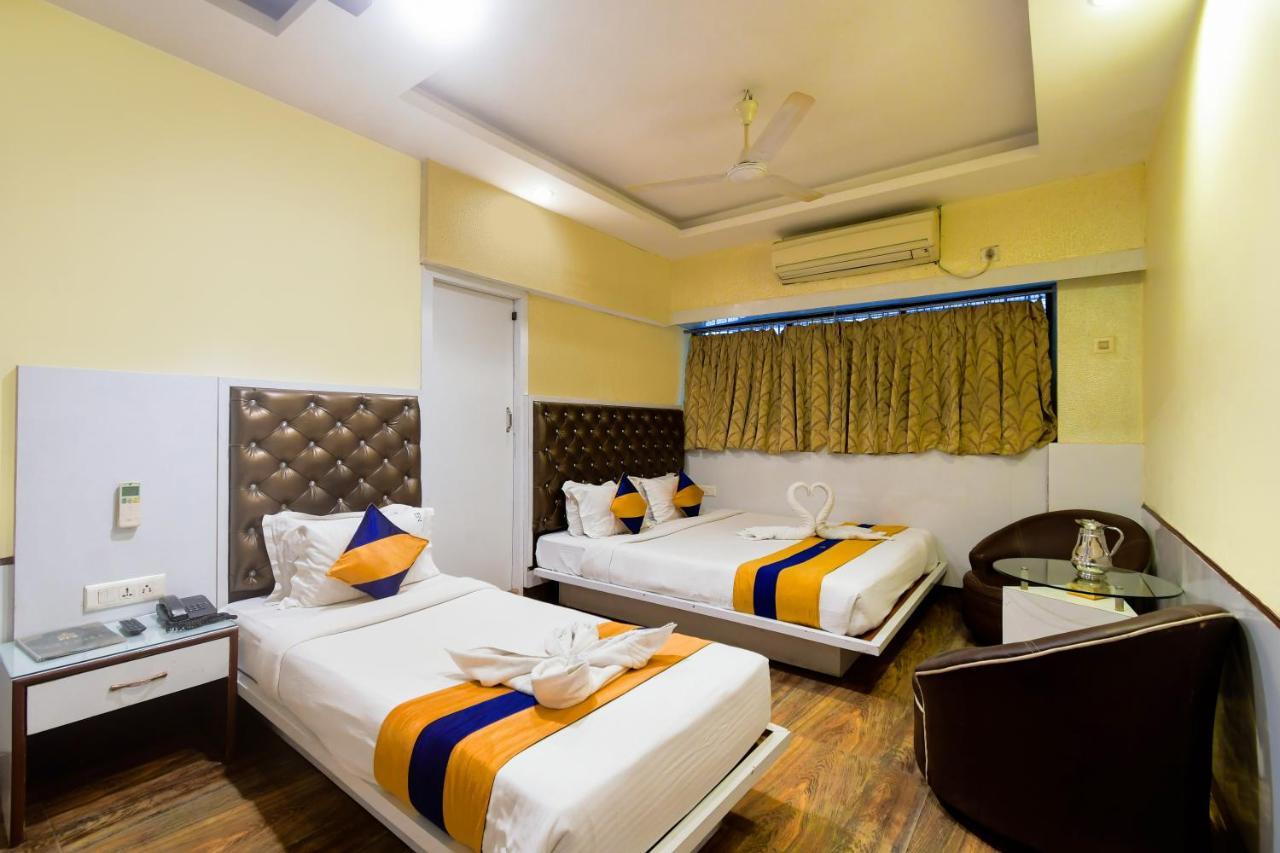 Hotel N S International Kalkuta Zewnętrze zdjęcie