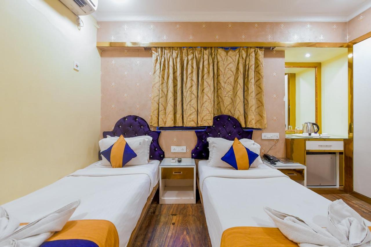 Hotel N S International Kalkuta Zewnętrze zdjęcie