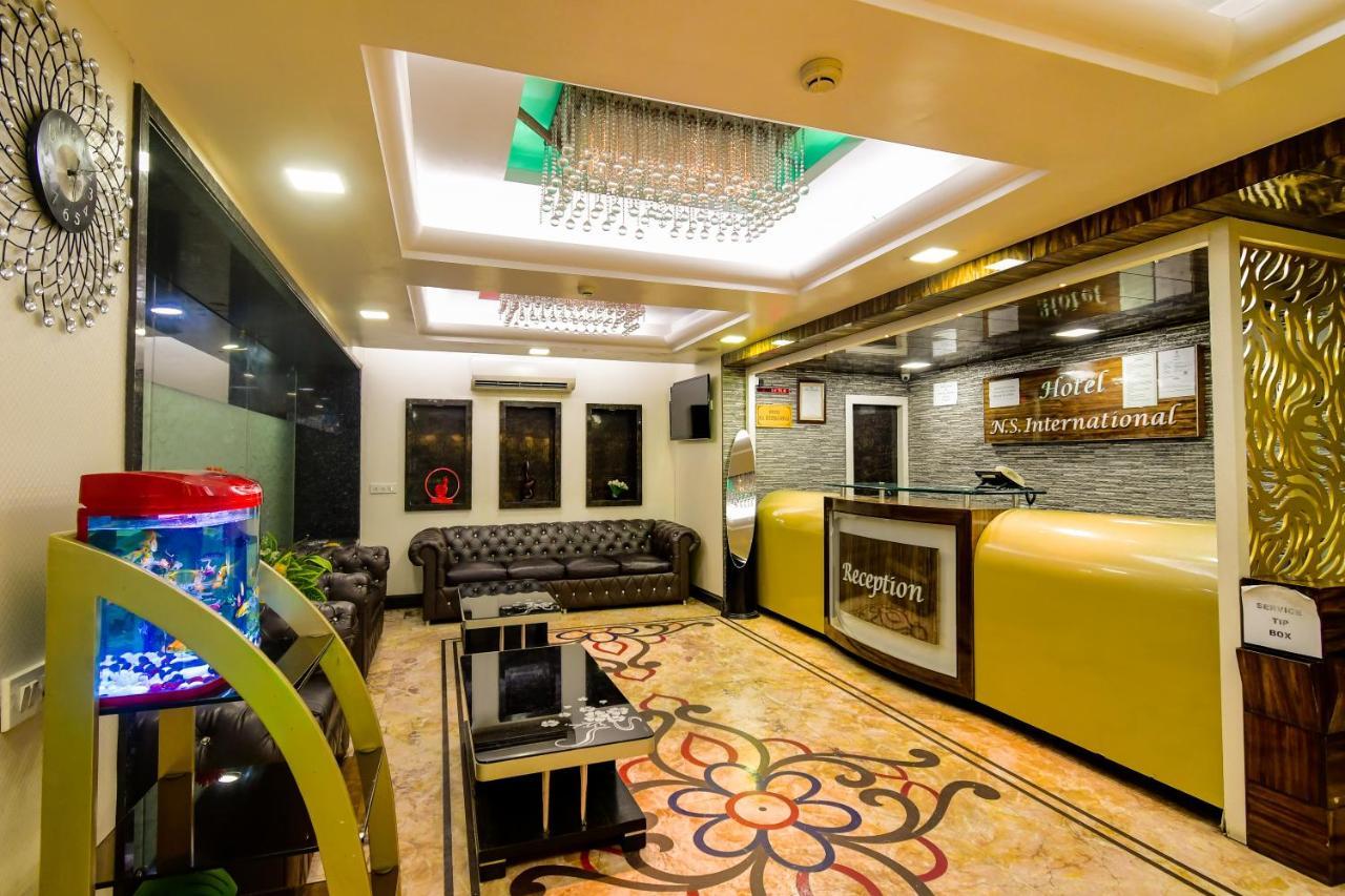 Hotel N S International Kalkuta Zewnętrze zdjęcie