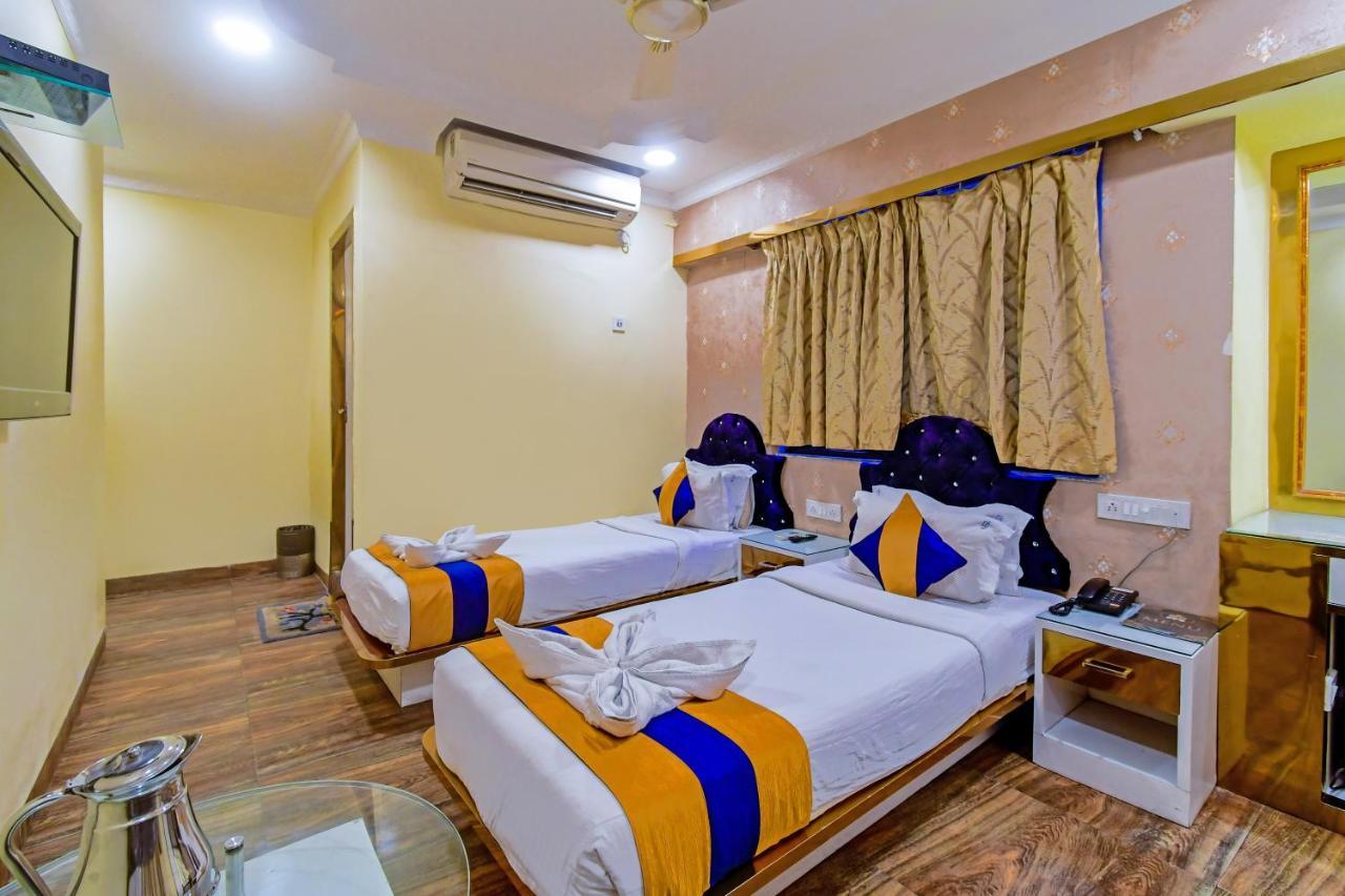 Hotel N S International Kalkuta Zewnętrze zdjęcie