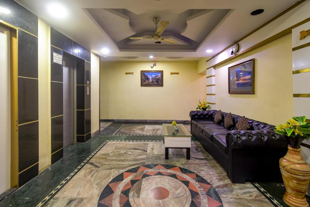 Hotel N S International Kalkuta Zewnętrze zdjęcie