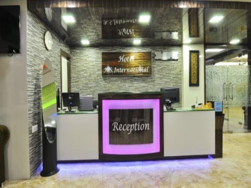 Hotel N S International Kalkuta Zewnętrze zdjęcie
